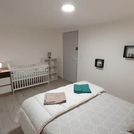 Проживание в семье Maison A La Campagne